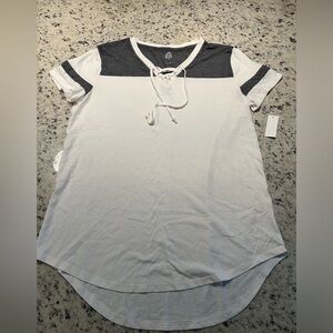 SO Women’s Tee Large